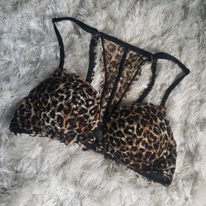 PINK Victoria's Secret Cheetah Front Clasp Bra